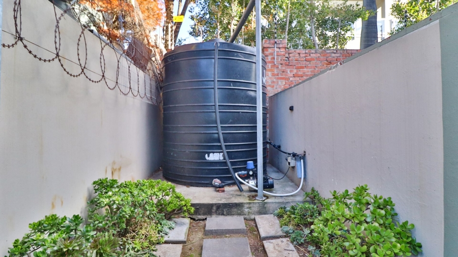 5 Bedroom Property for Sale in Humerail Eastern Cape